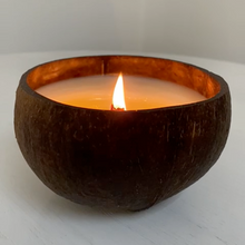 Load image into Gallery viewer, Natural handmade coconut bowl soy wax candle / sustainable / eco friendly